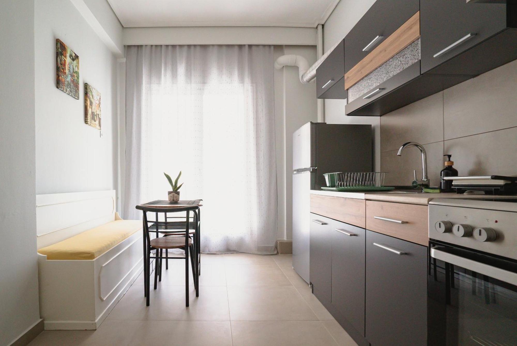 Central City Apartment Volos Exteriör bild